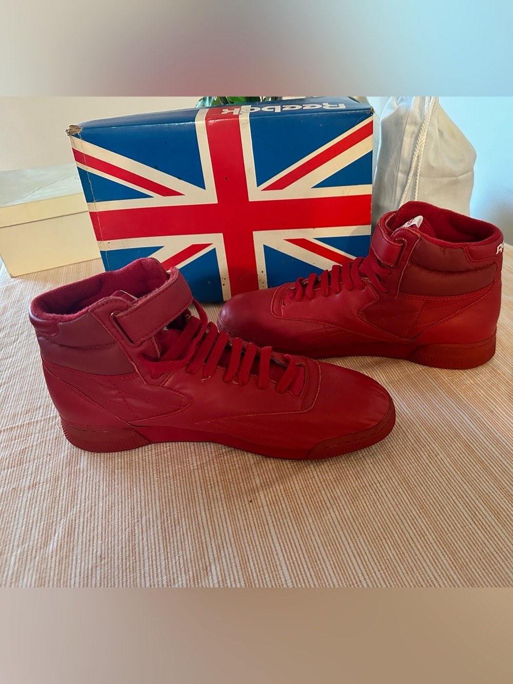Reebok Red High-Top EX-O-FIT 500 Sneakers - Picture 3 of 6